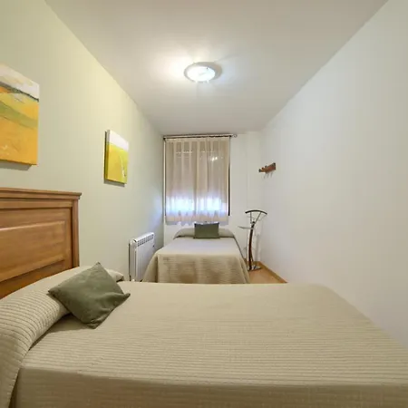 With 2 Bedrooms In With Wifi *