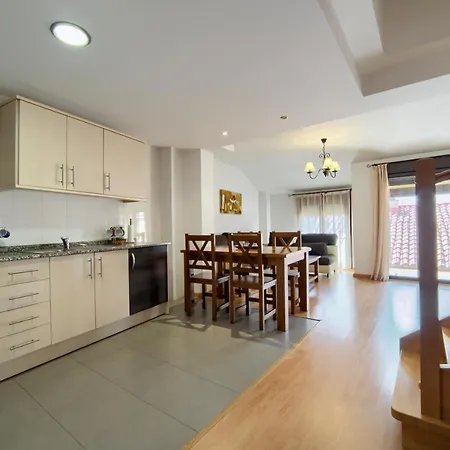 With 2 Bedrooms In With Wifi 公寓